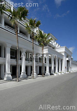 Courtyard Phuket at Patong Beach Hotel 4